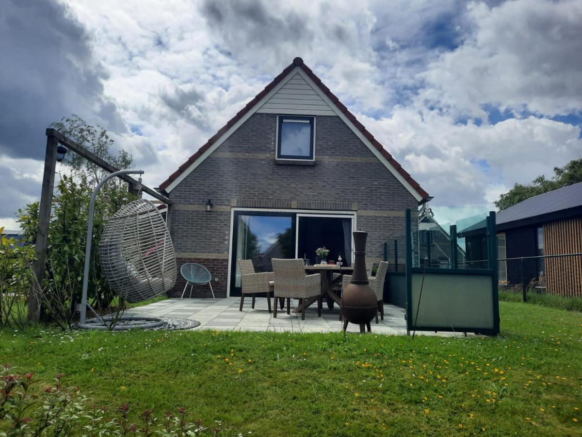 Waterhuis Friesland Oudwoude Екстериор снимка