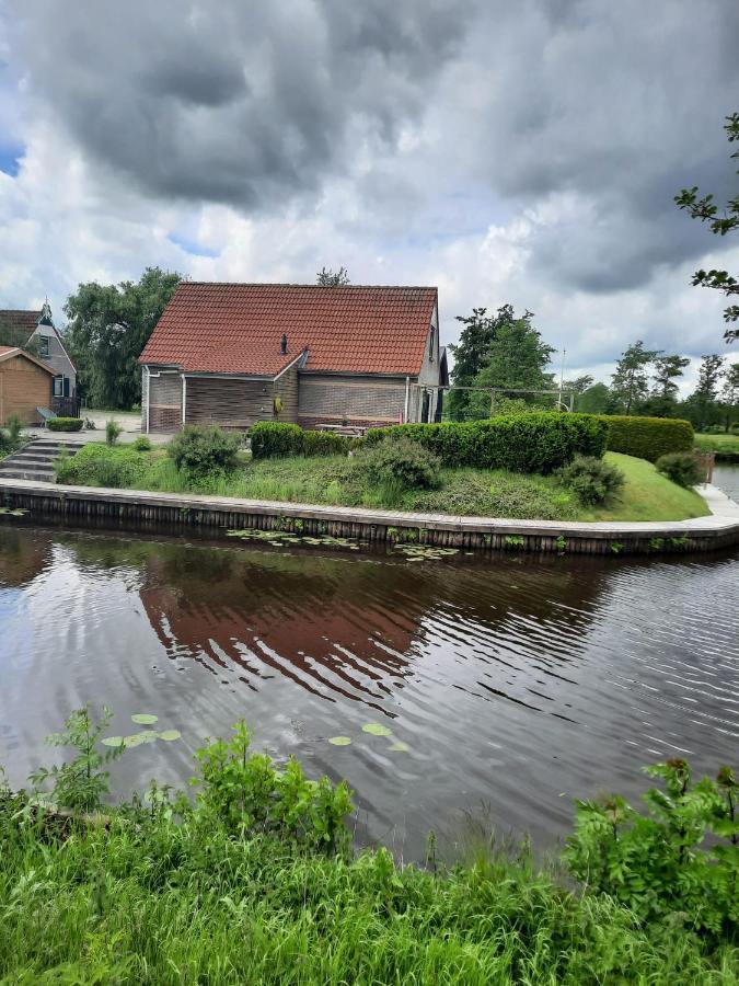 Waterhuis Friesland Oudwoude Екстериор снимка