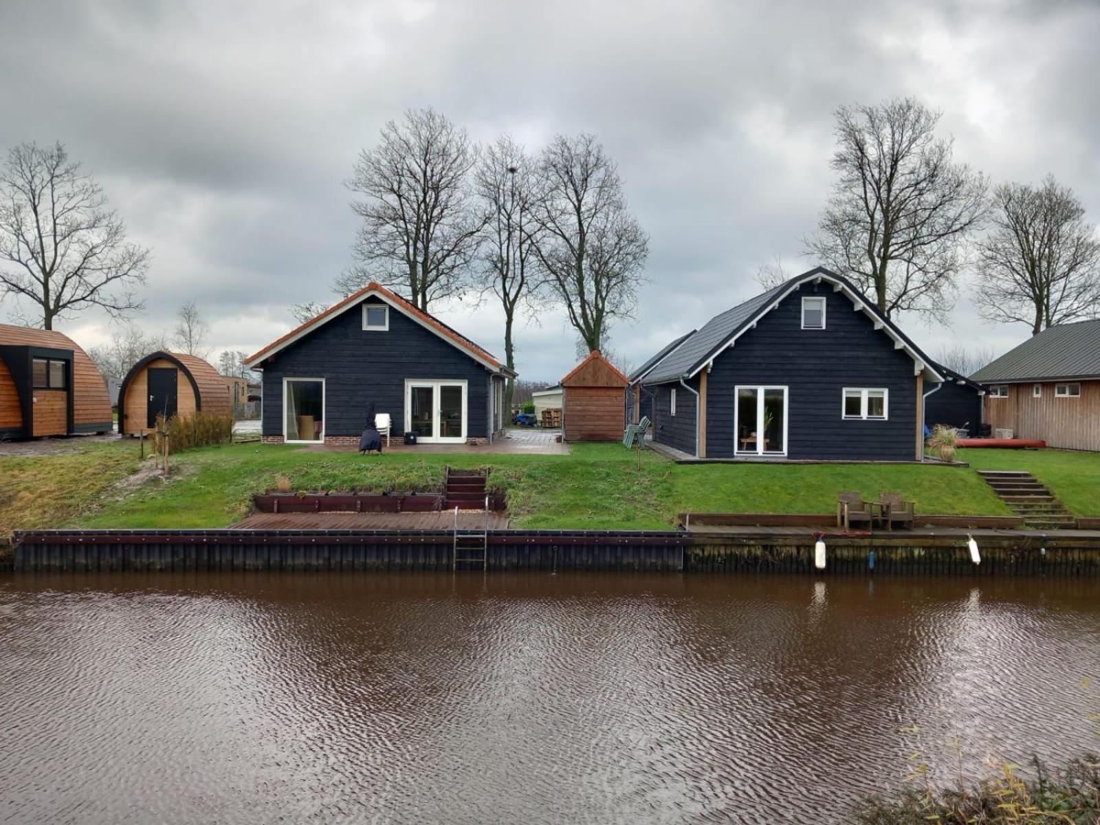 Waterhuis Friesland Oudwoude Екстериор снимка